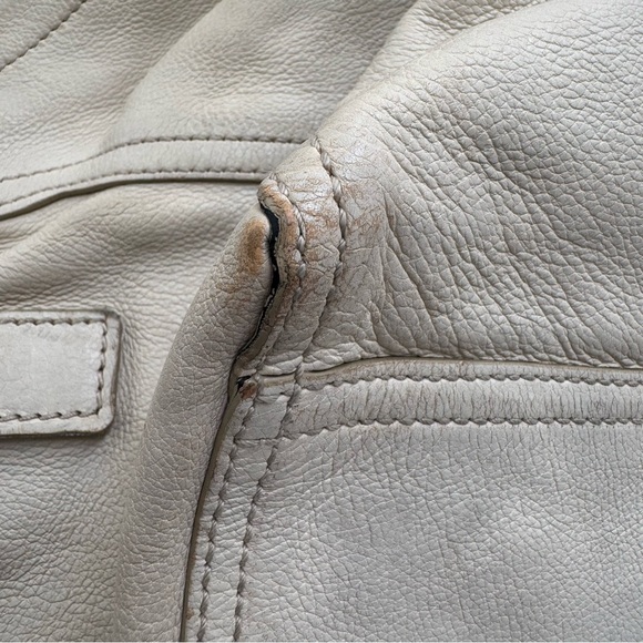 YSL Cream Leather Tote Bag - Picture 14 of 16